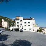 Vittoria Hotel