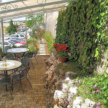 Hotel Vittoria 4*