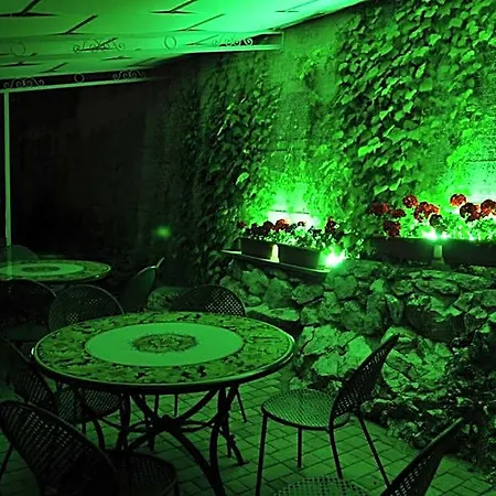 Vittoria Hotel
