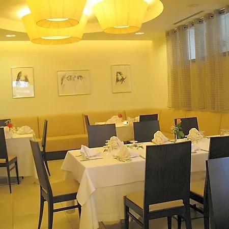 Vittoria Hotel