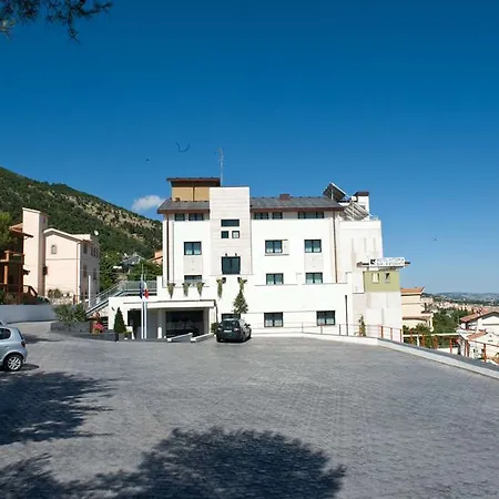 Vittoria Hotel